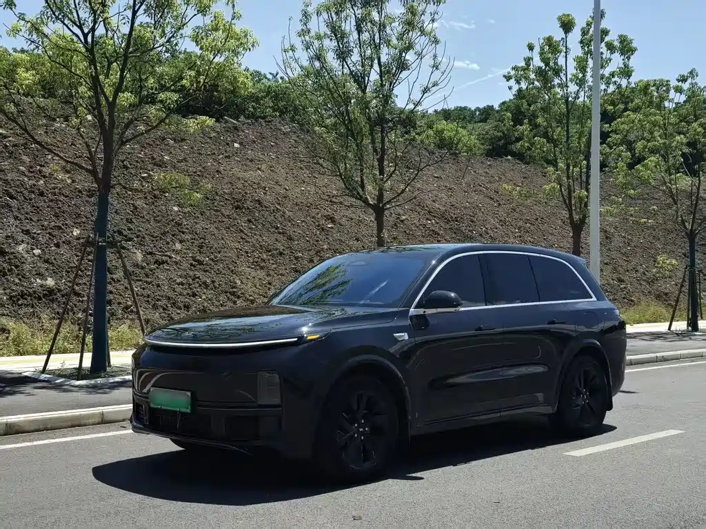 Li Auto Li L8 2023
