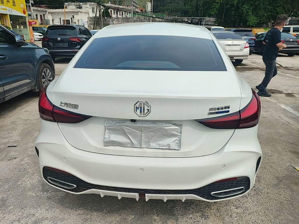 MG MG5 1.5 л 2025 г. Белый, пробег 3900 км