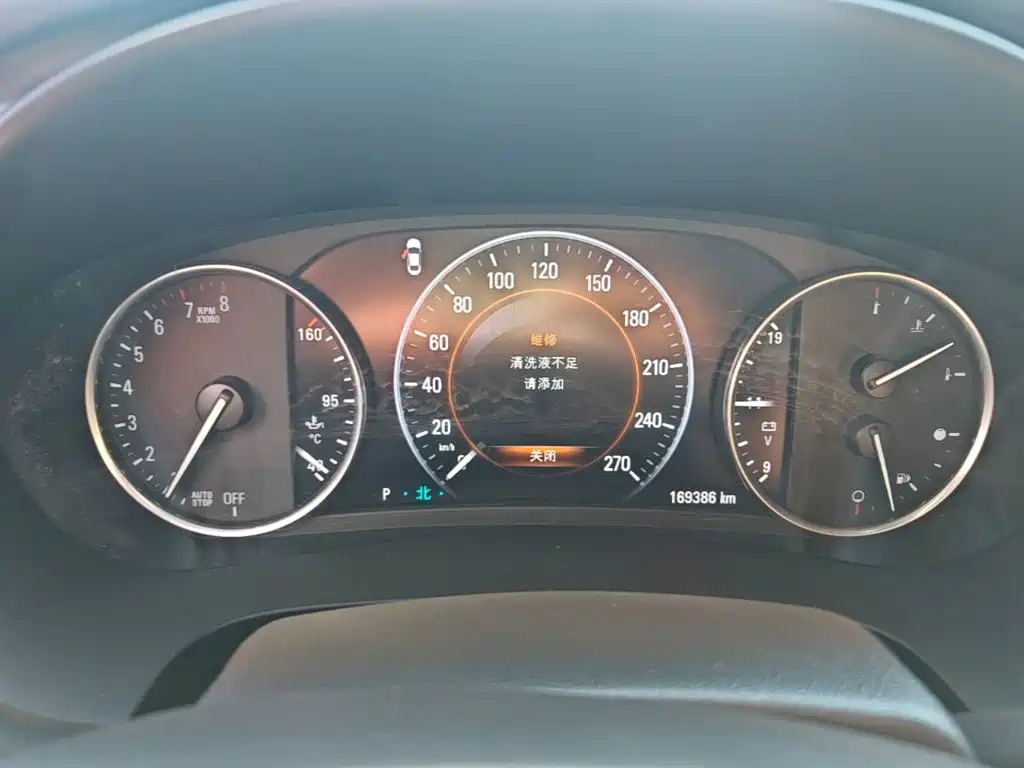 Buick LaCrosse — миниатюра 12