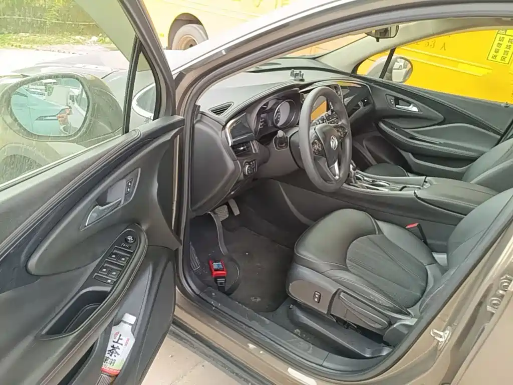 Buick Envision Plus — миниатюра 16