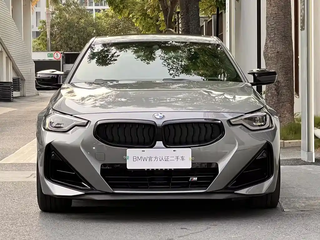 BMW M240i 2025 M240i xDrive