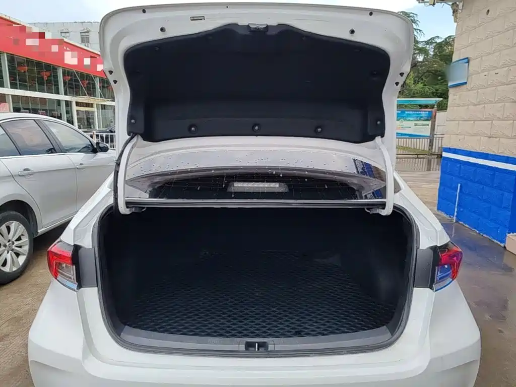 Toyota Corolla — миниатюра 19