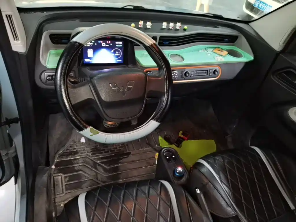 Wuling MINIEV — миниатюра 10