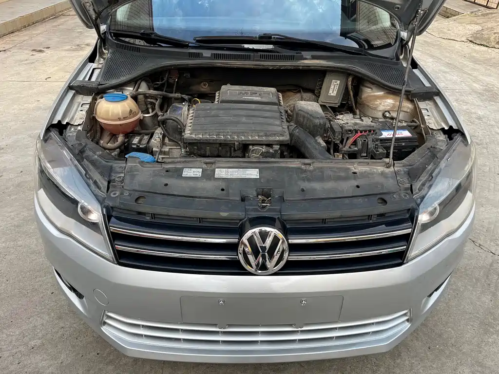 Volkswagen Jetta — миниатюра 12