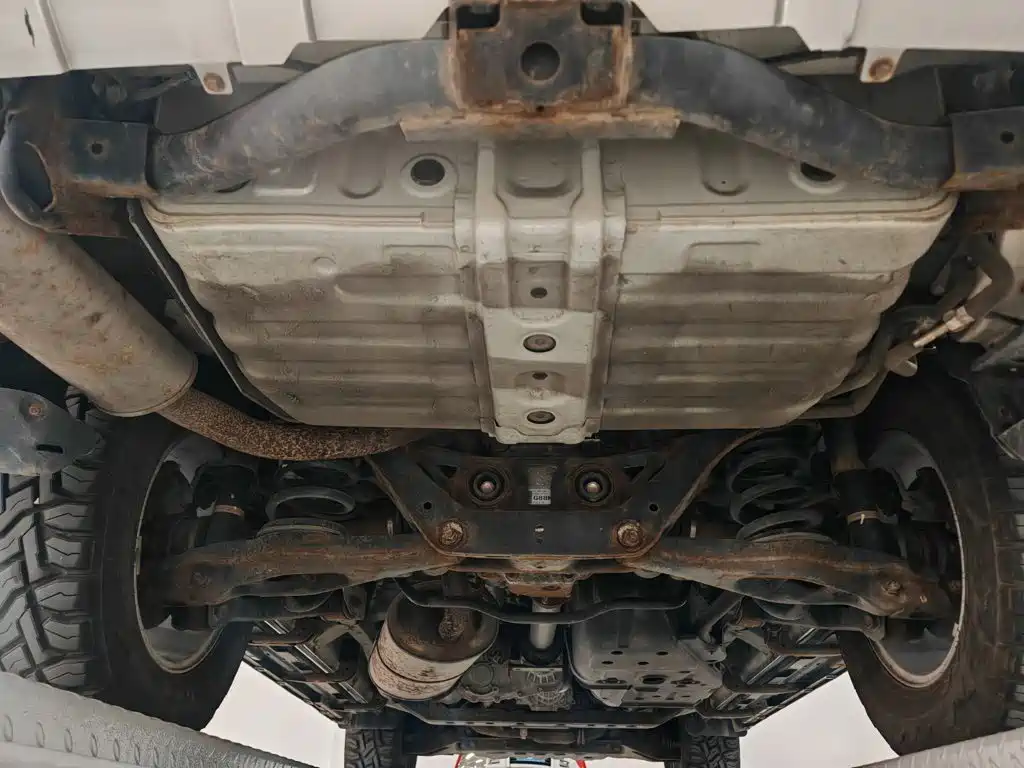 Mitsubishi Pajero (Import) — миниатюра 28