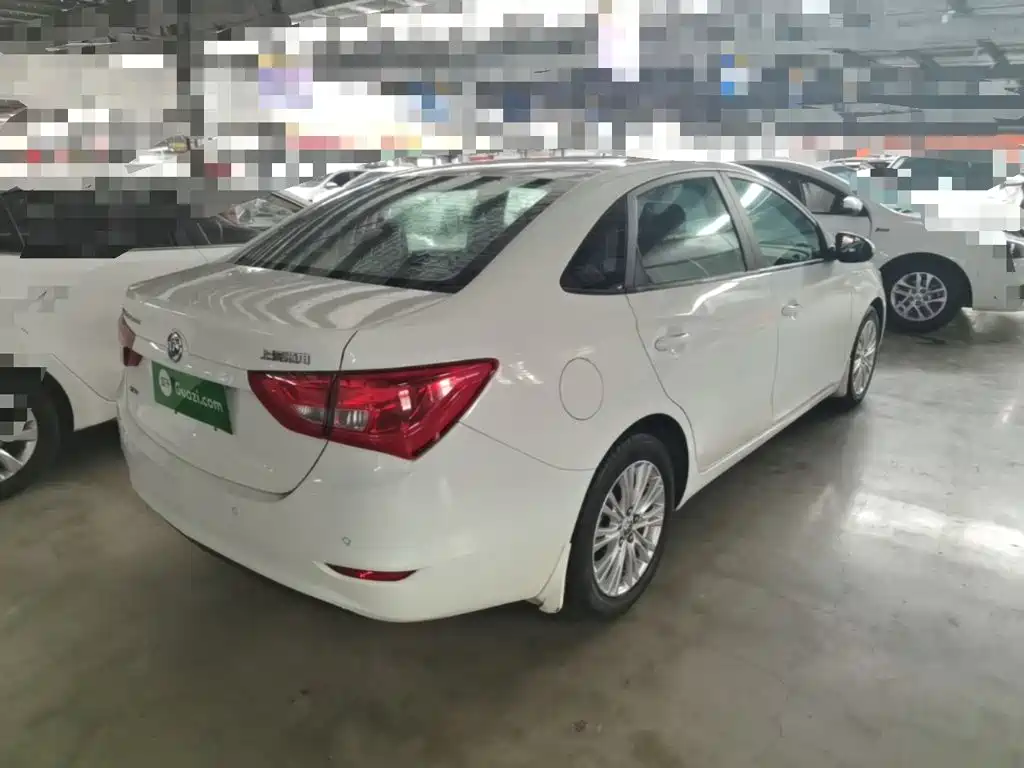 Buick Excelle — миниатюра 7