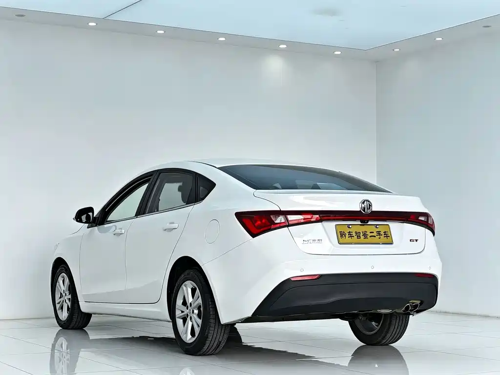 MG MG GT — миниатюра 4