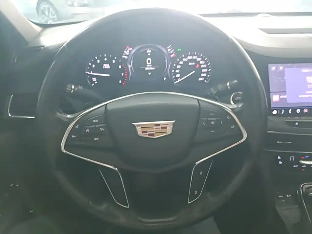 Cadillac CT6 — миниатюра 11