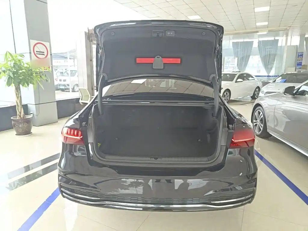 Audi A7L — миниатюра 19