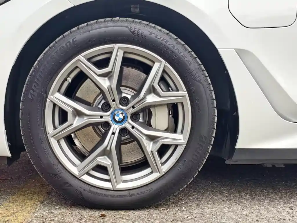 BMW i3 2024 eDrive 35 L