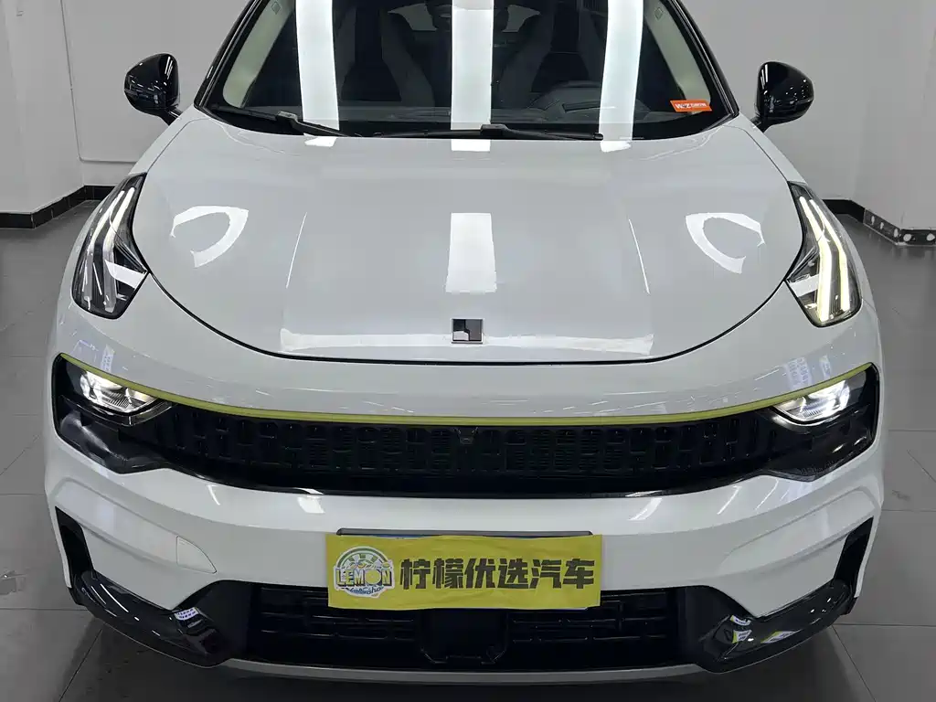 Lynk & Co 05 — миниатюра 8