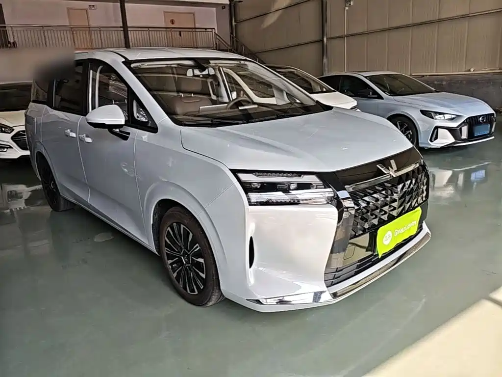 Wuling Звездный свет 730 Новая энергия — миниатюра 4