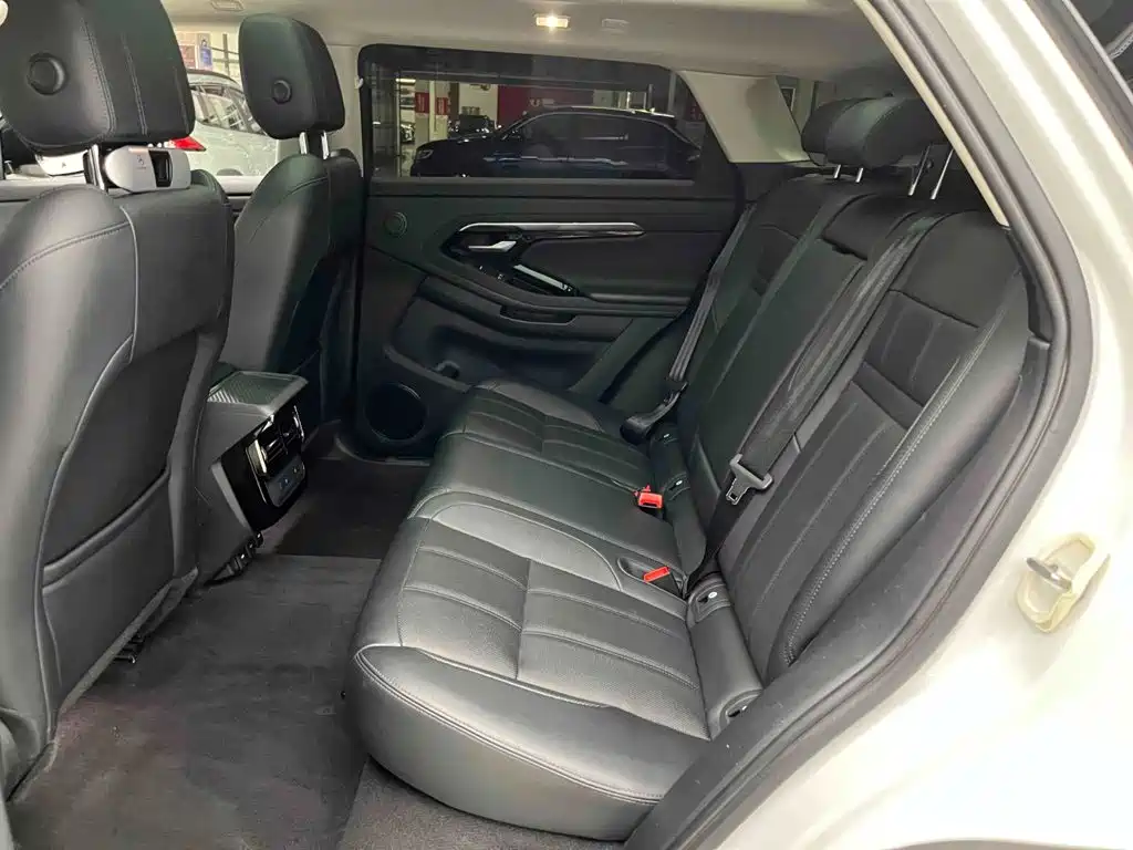 Land Rover Range Rover Evoque 2021 — фото 20