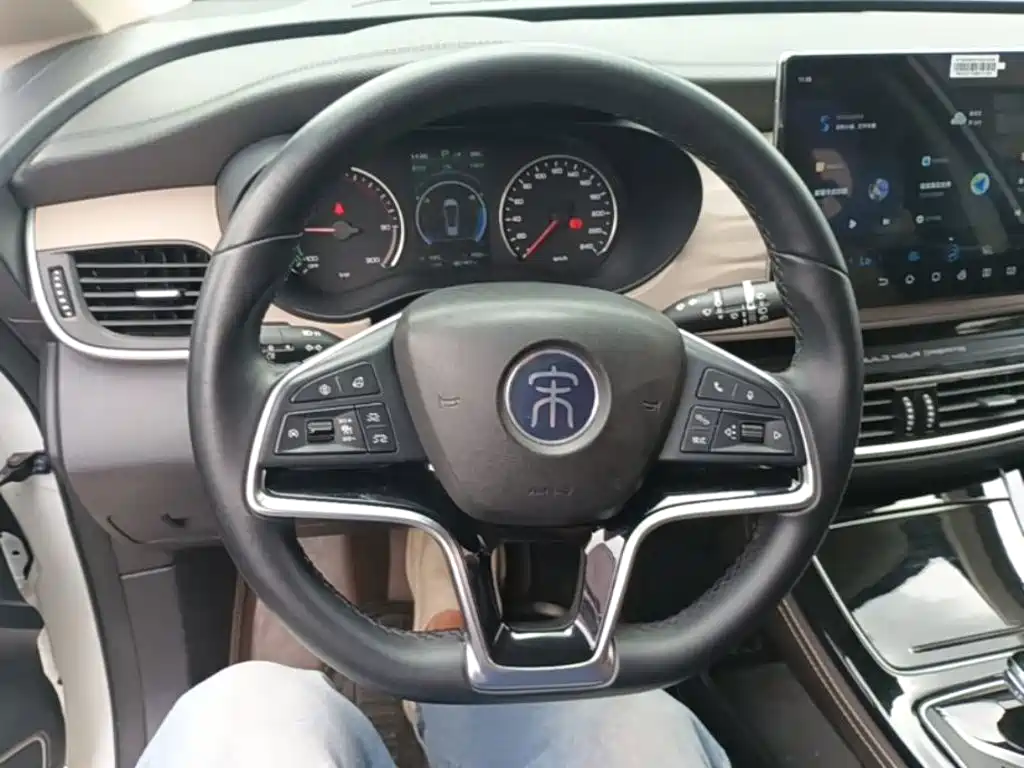 BYD MAX New Energy — миниатюра 11