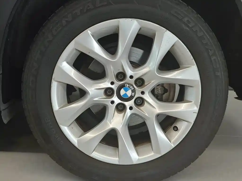 BMW X5 (Import) — миниатюра 9