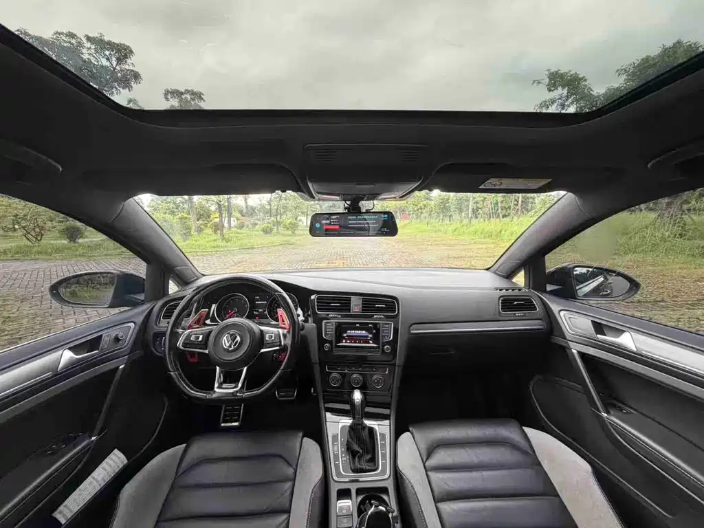 Volkswagen Golf — миниатюра 11