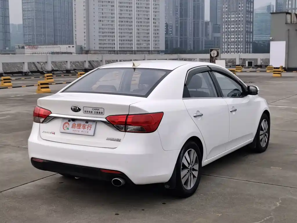 Kia Forte — миниатюра 14
