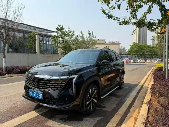2023 Geely Monjaro