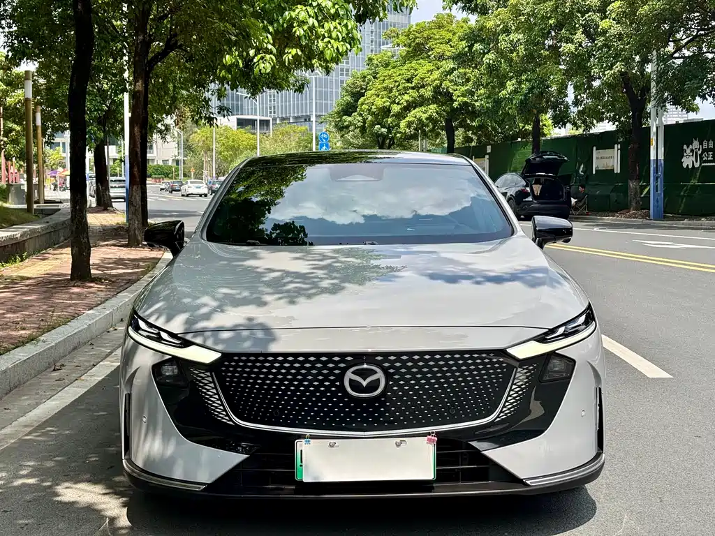 Mazda EZ-6 — миниатюра 3