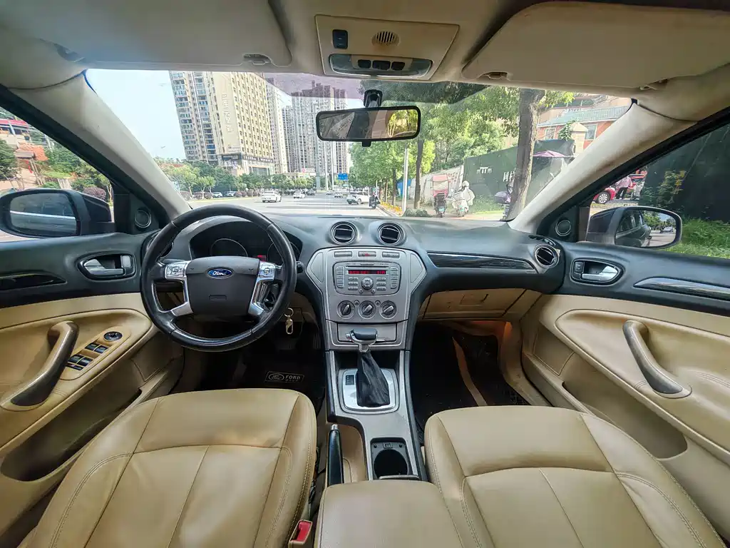 Ford Mondeo Zhisheng — миниатюра 6