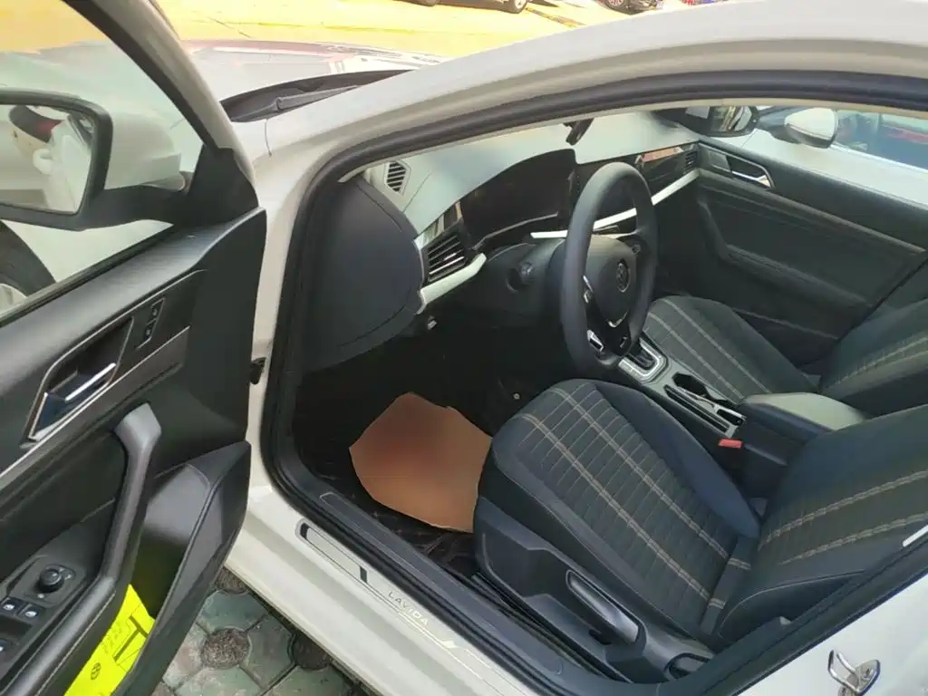 Volkswagen Lavida — миниатюра 16