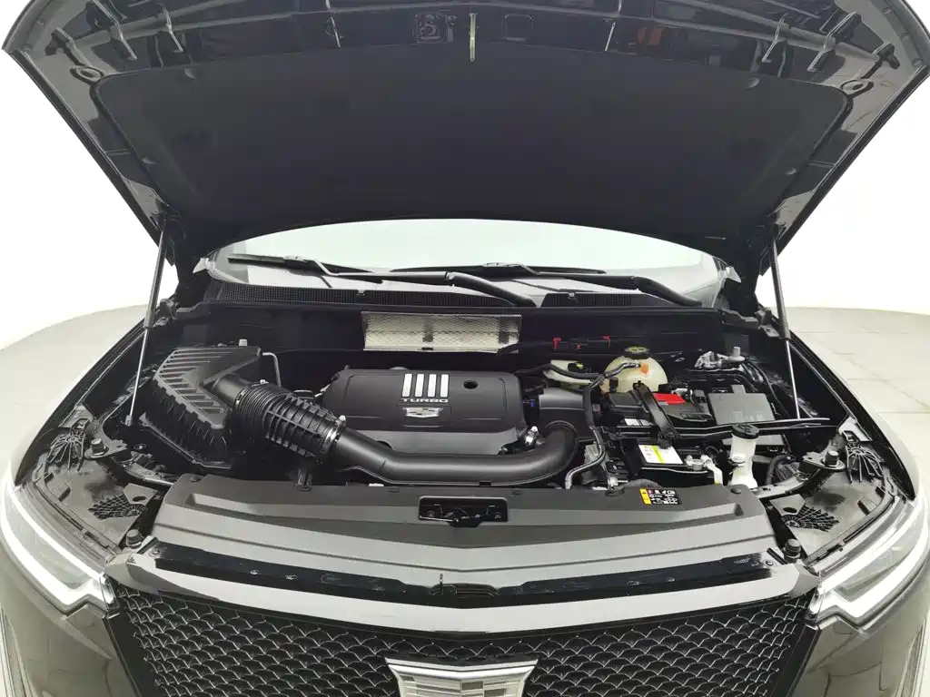 Cadillac XT6 — миниатюра 6
