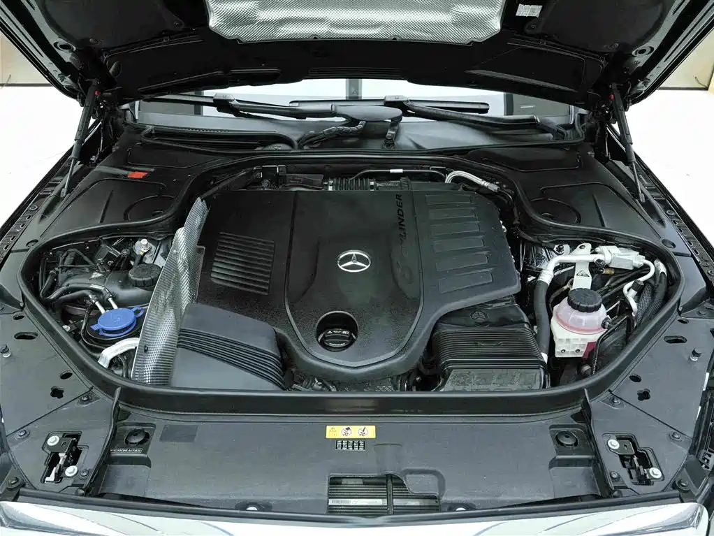 Mercedes-Benz S-Class — миниатюра 26