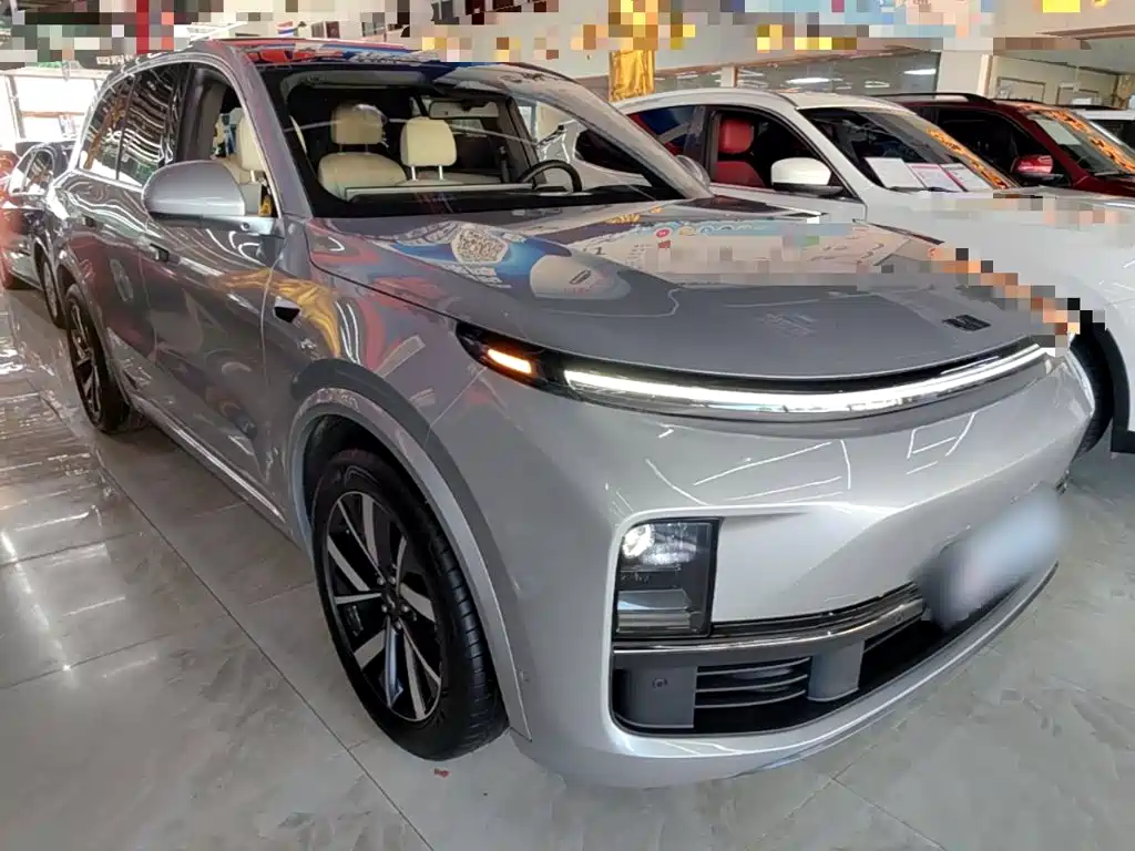 Li Auto Li L8 — миниатюра 4
