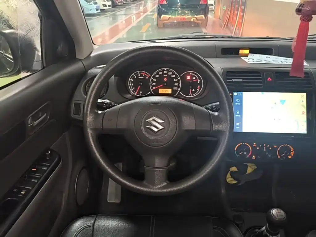 Suzuki Swift — миниатюра 11