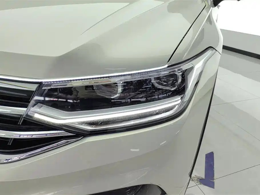 Volkswagen Tiguan L L 2022 330TSI AT R-Line