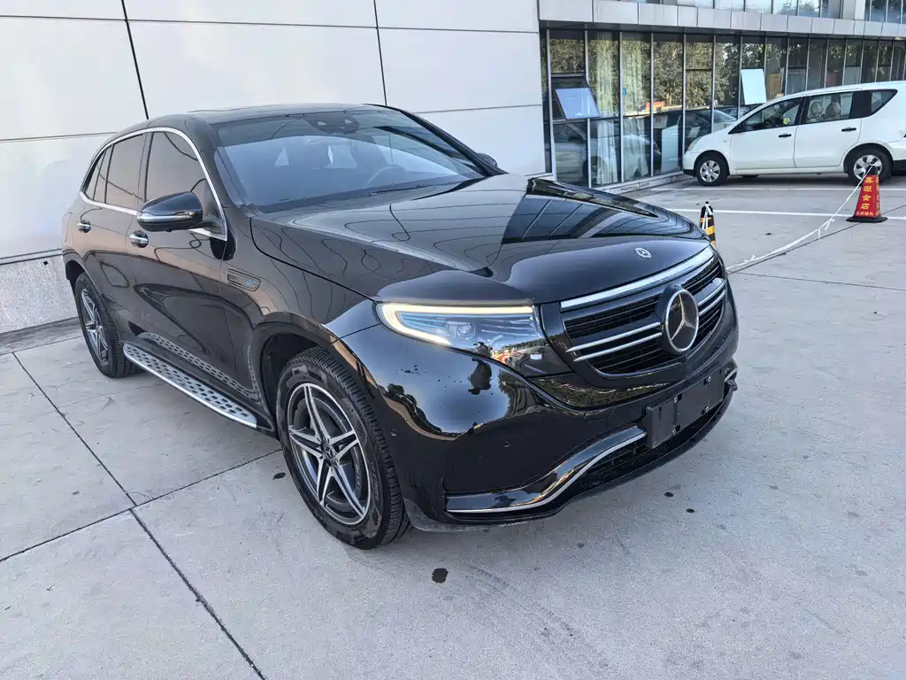 Mercedes-Benz EQC — миниатюра 3