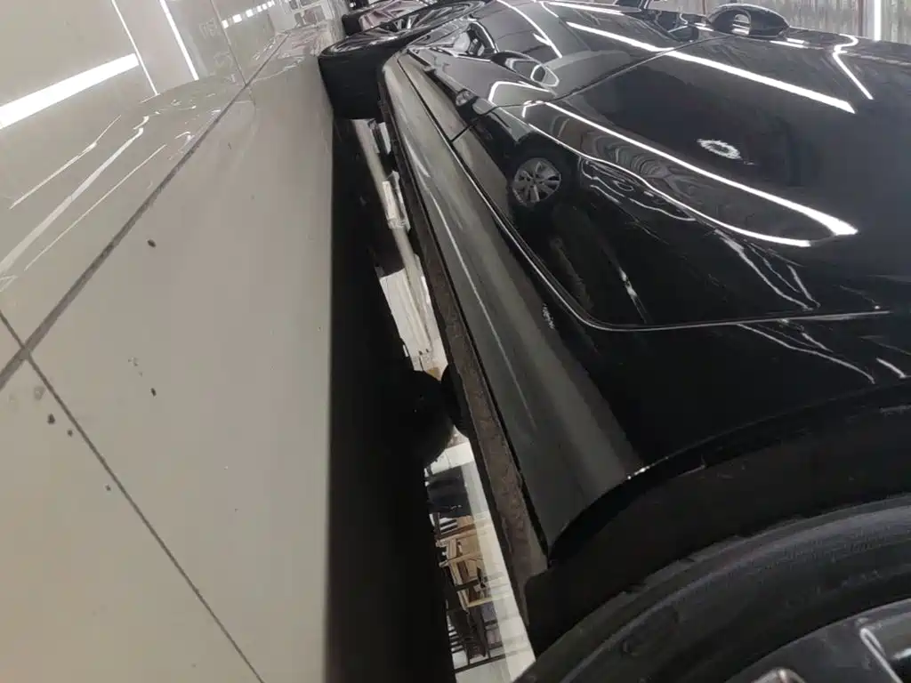Hongqi Hongqi H5 — миниатюра 22