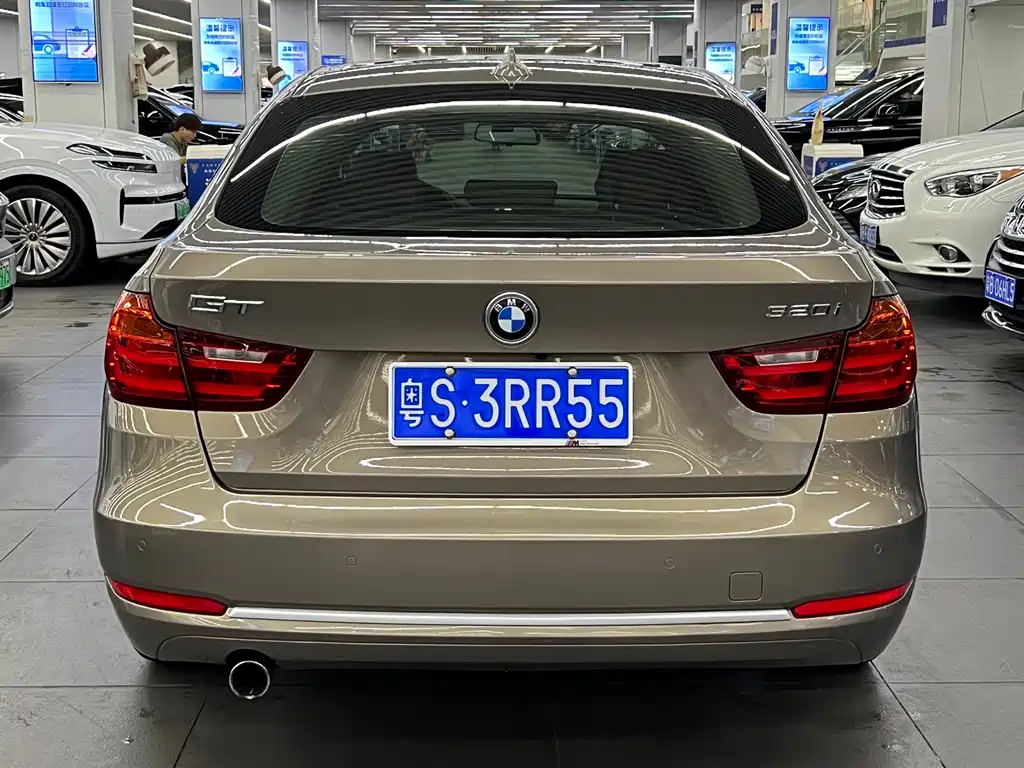 BMW 3 Series GT 3 GT 2014 320i Lead