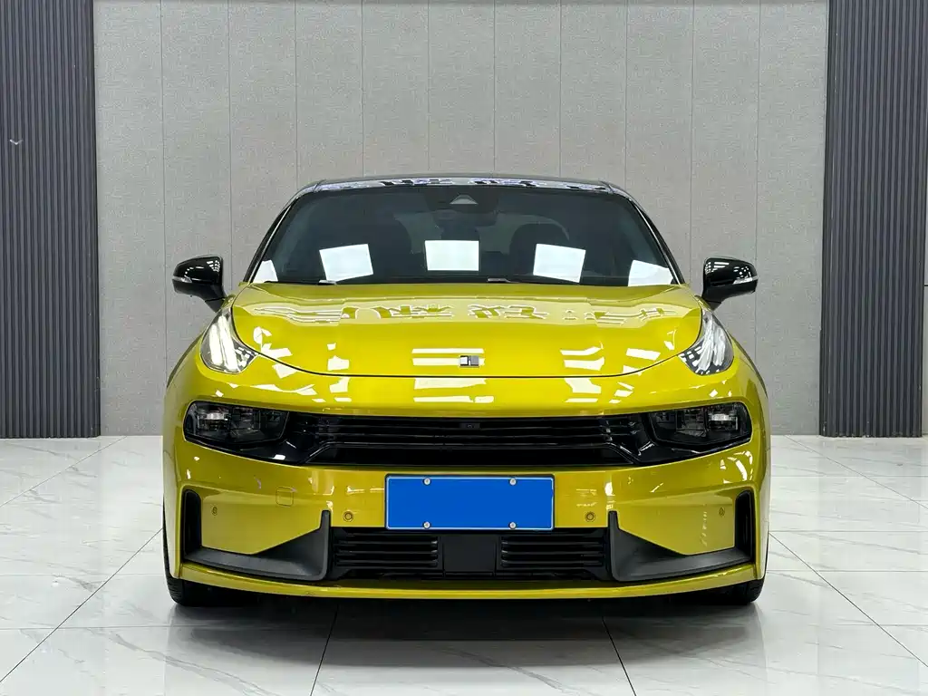 Lynk & Co 03 2021