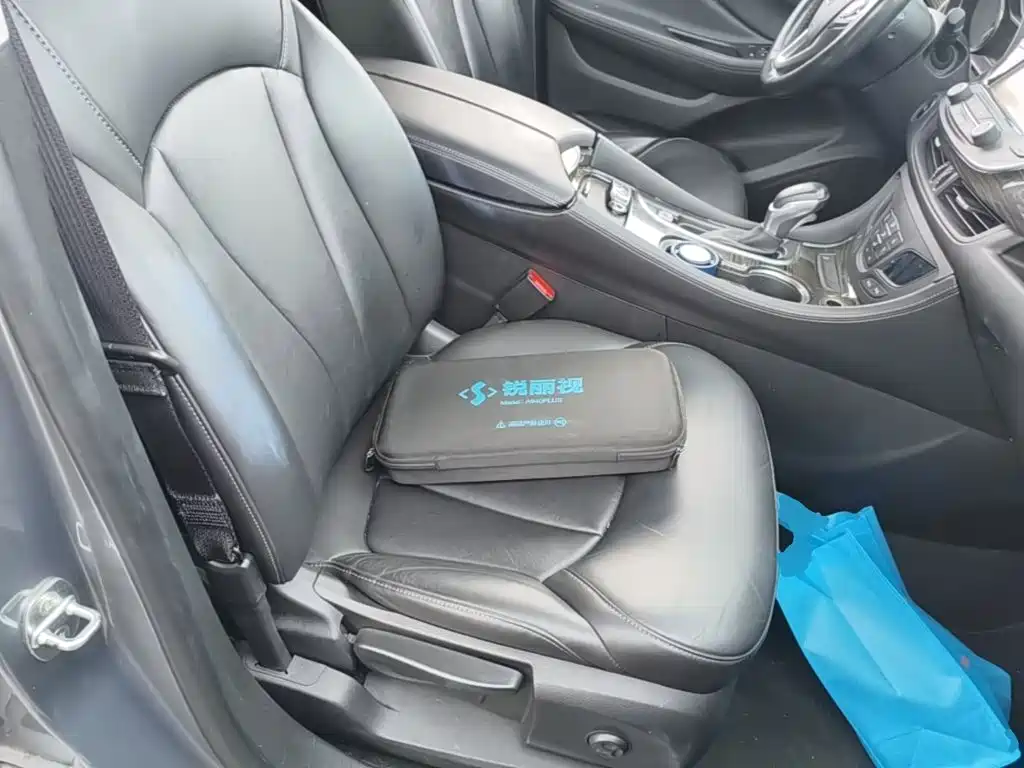 Buick Envision Plus — миниатюра 25