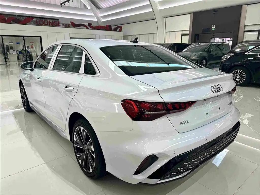 Audi A3 — миниатюра 18