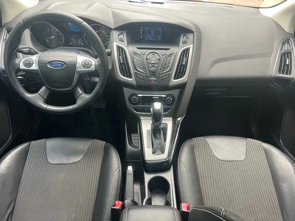 Ford Focus — миниатюра 9
