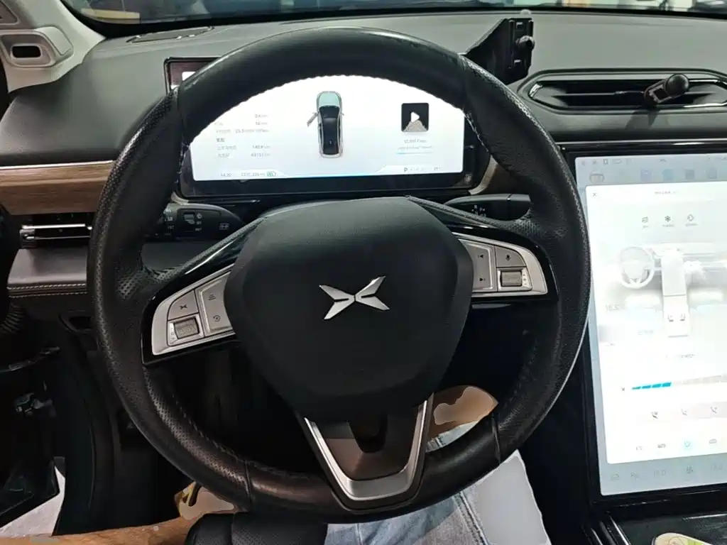 XPeng P5 — миниатюра 11
