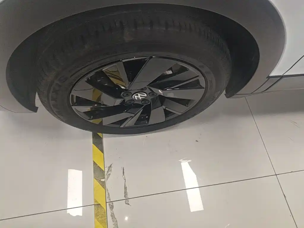 Volkswagen Tharu — миниатюра 23