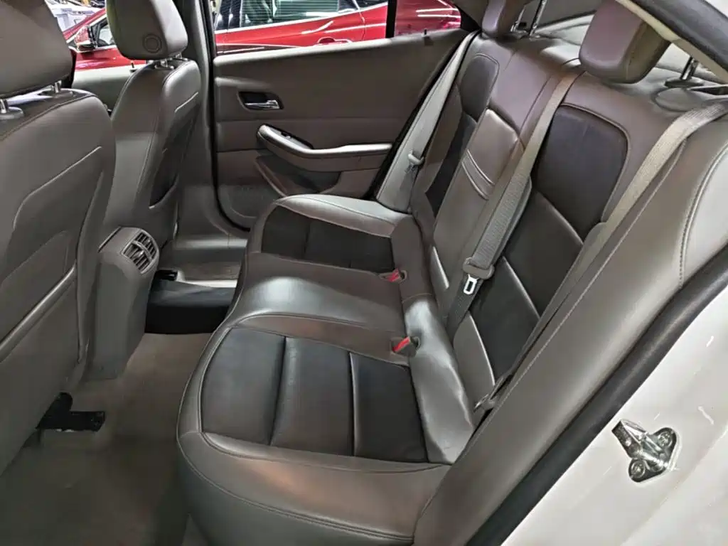 Chevrolet Malibu — миниатюра 17