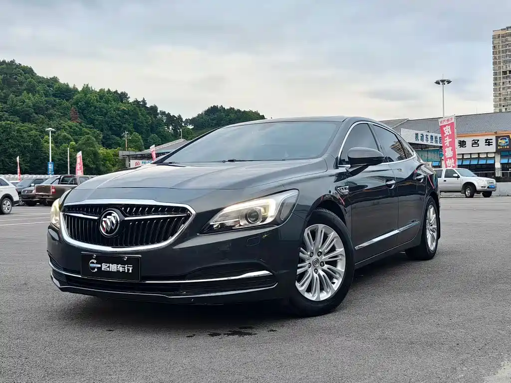 Buick LaCrosse — миниатюра 3
