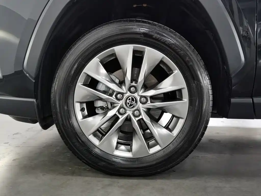 Toyota Wildlander — миниатюра 17