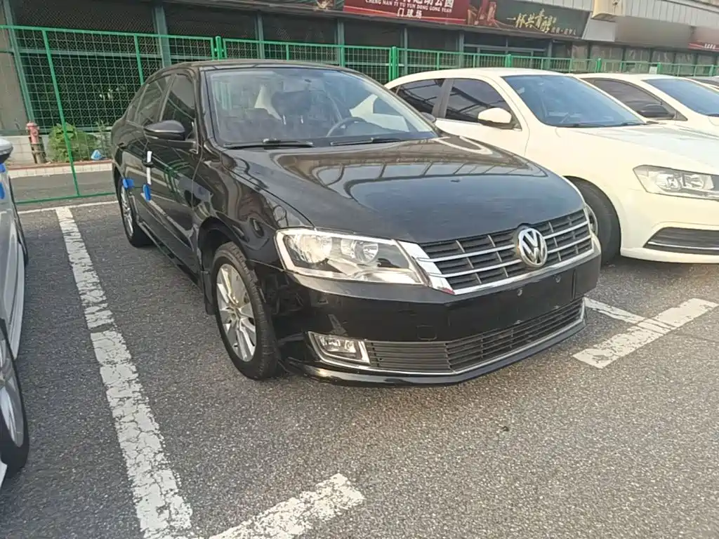 Volkswagen Lavida — миниатюра 4