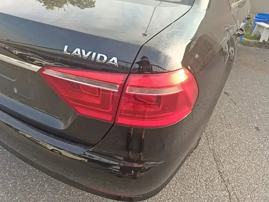 Volkswagen Lavida — миниатюра 8