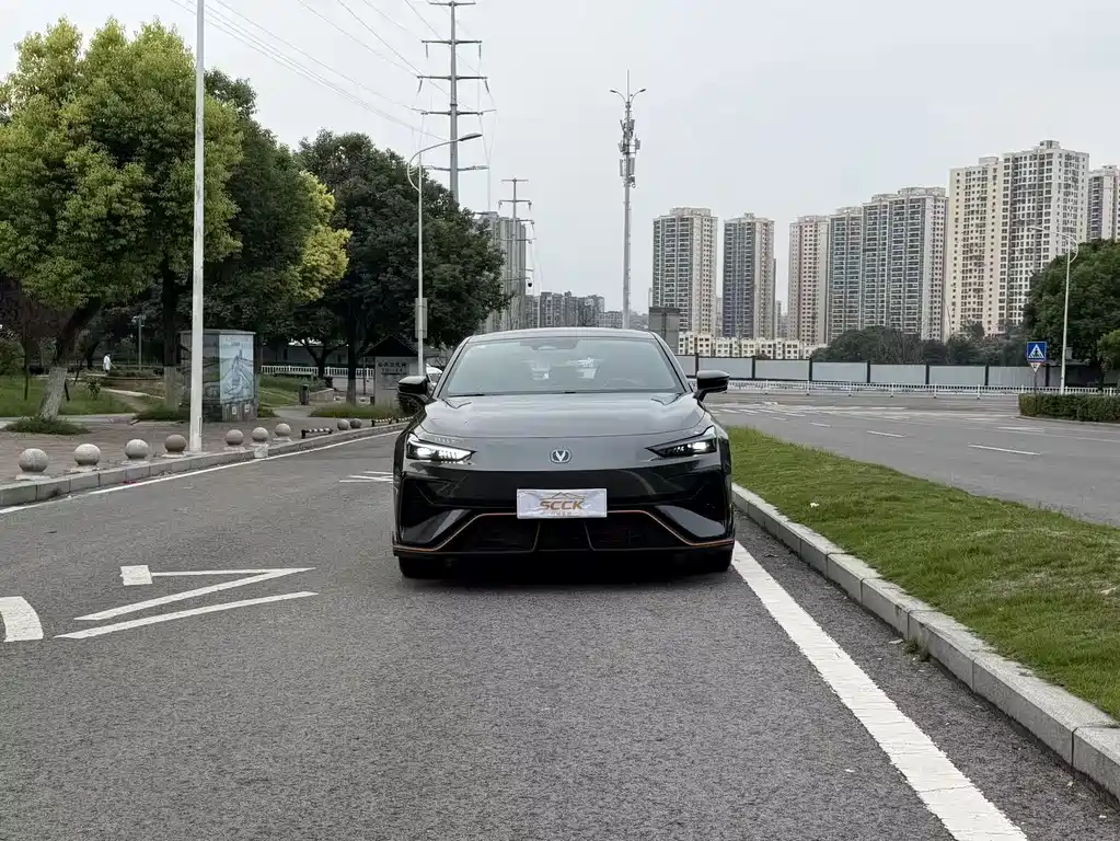 Changan UNI-V — миниатюра 2
