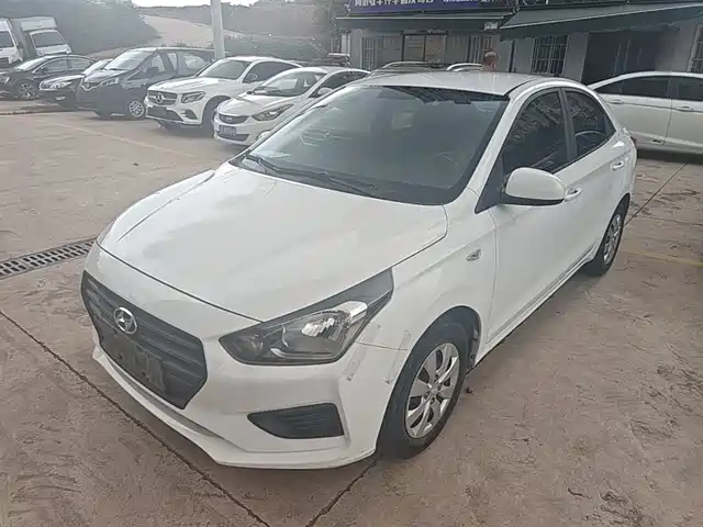 Hyundai Verna