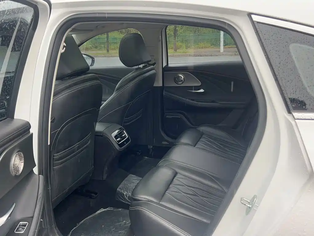 Chery Arrizo 8 — миниатюра 11