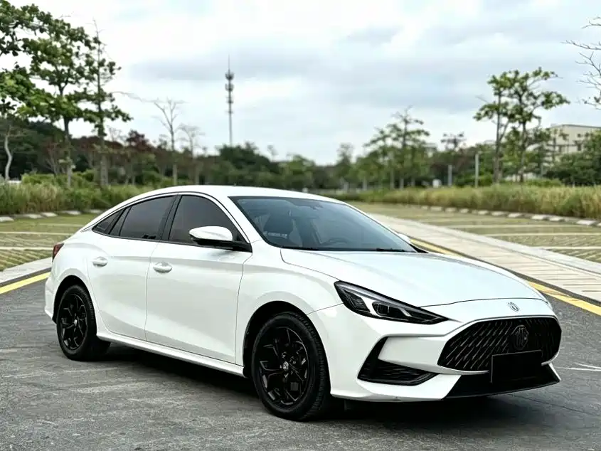 MG MG5 — миниатюра 3