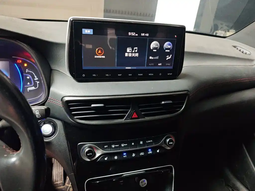 Hyundai Tucson — миниатюра 9