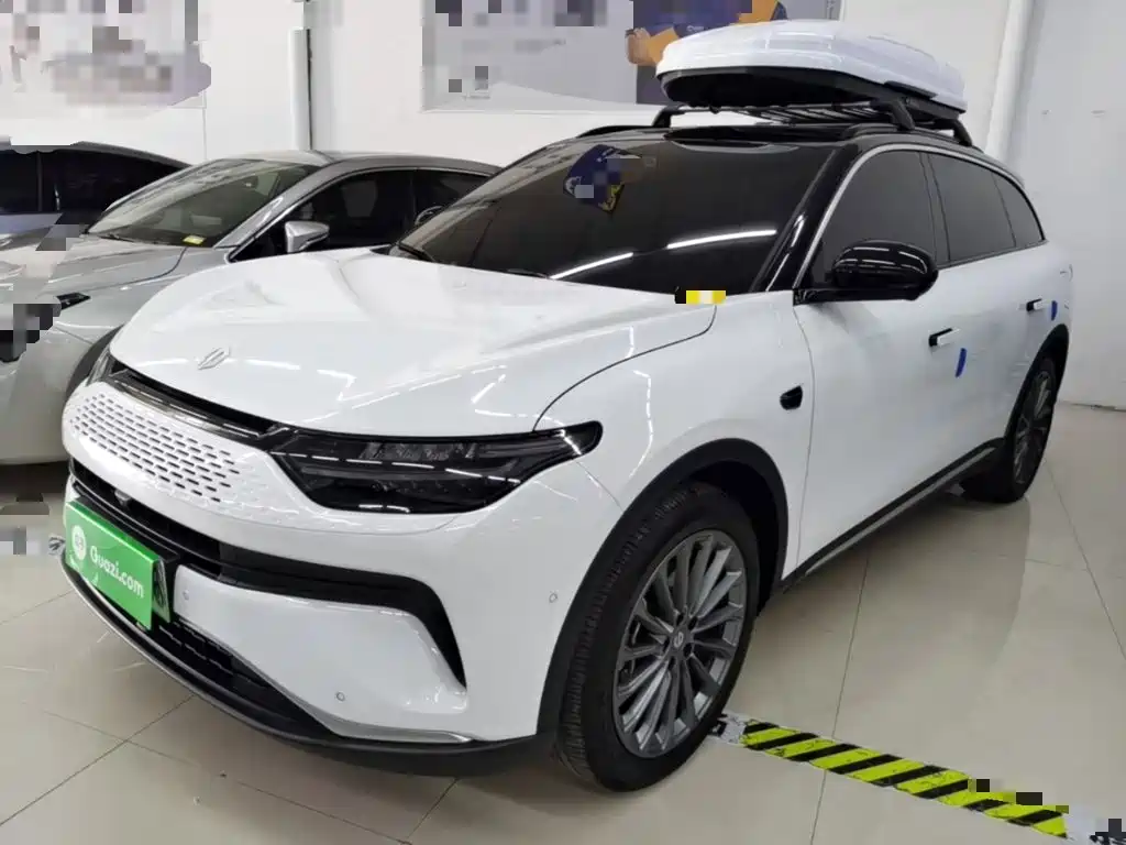 Leapmotor C11